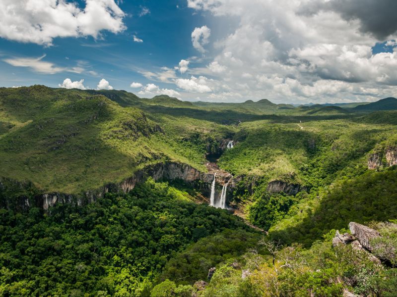 Mirante da Janela, com a paisagem da Chapada dos Veadeiros ao fundo
